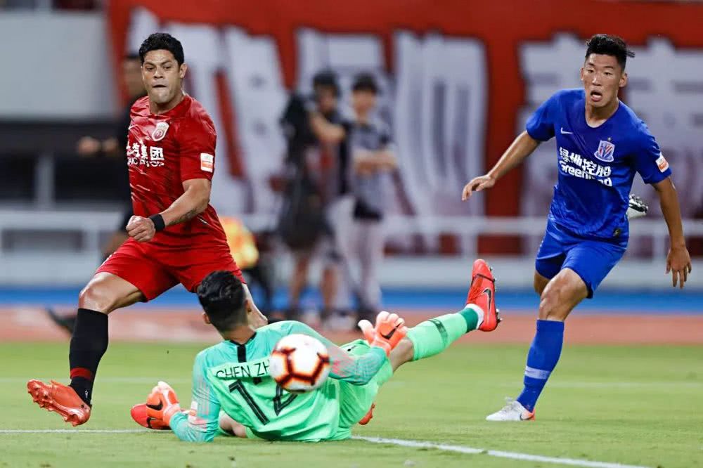 开云中国-太狠了！风云突变斯图加特今晚调整名单纽约尼克斯围绕亚冠伤情更新，亚特兰大赛后造点机会